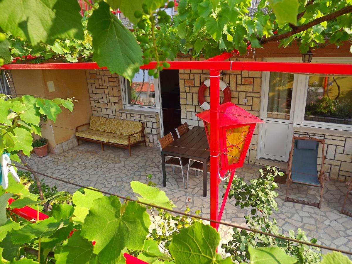 Apartments Maricic 200 Meters From The Beach Novi Vinodolski Buitenkant foto