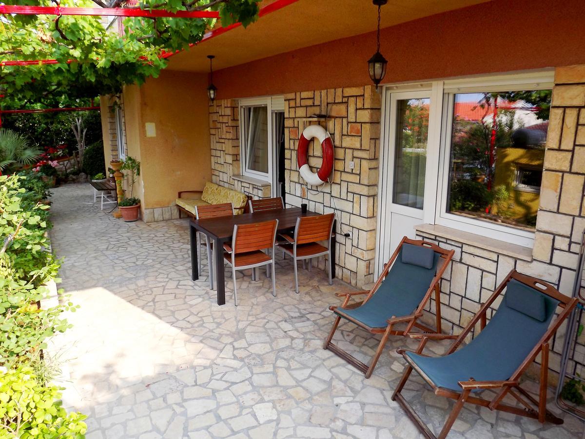 Apartments Maricic 200 Meters From The Beach Novi Vinodolski Buitenkant foto
