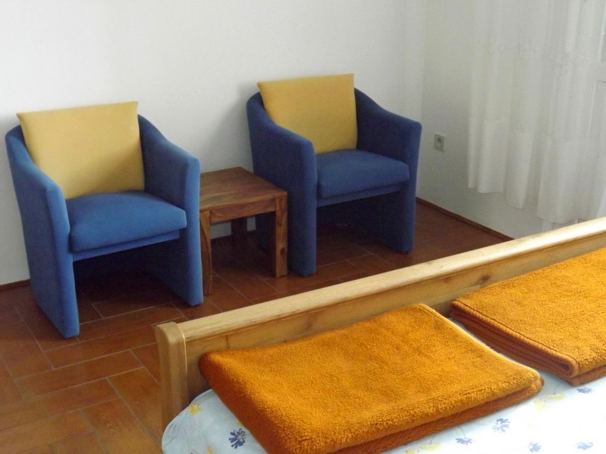 Apartments Maricic 200 Meters From The Beach Novi Vinodolski Buitenkant foto