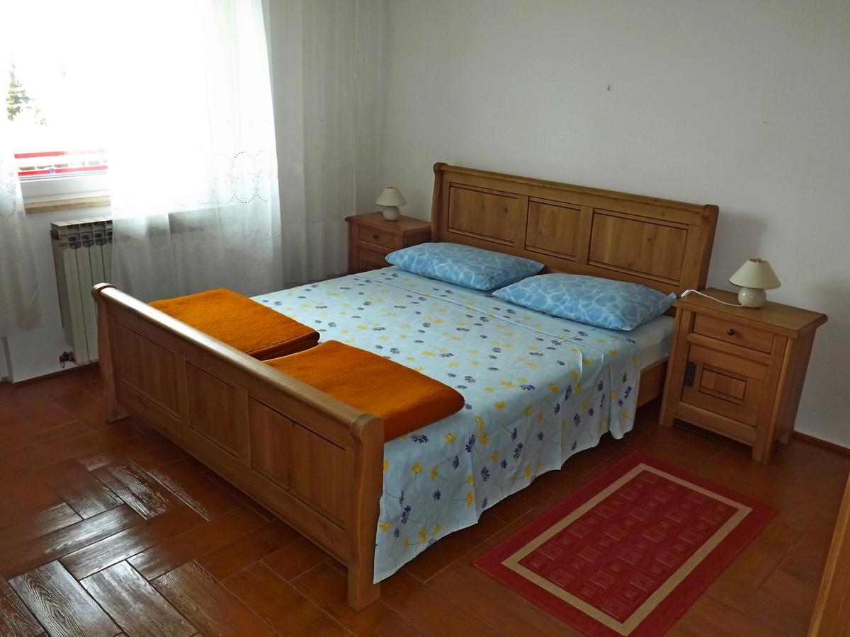 Apartments Maricic 200 Meters From The Beach Novi Vinodolski Buitenkant foto