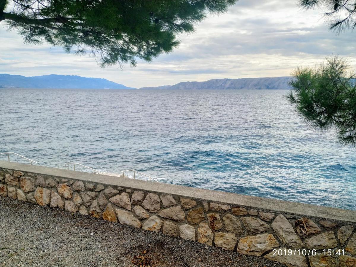 Apartments Maricic 200 Meters From The Beach Novi Vinodolski Buitenkant foto